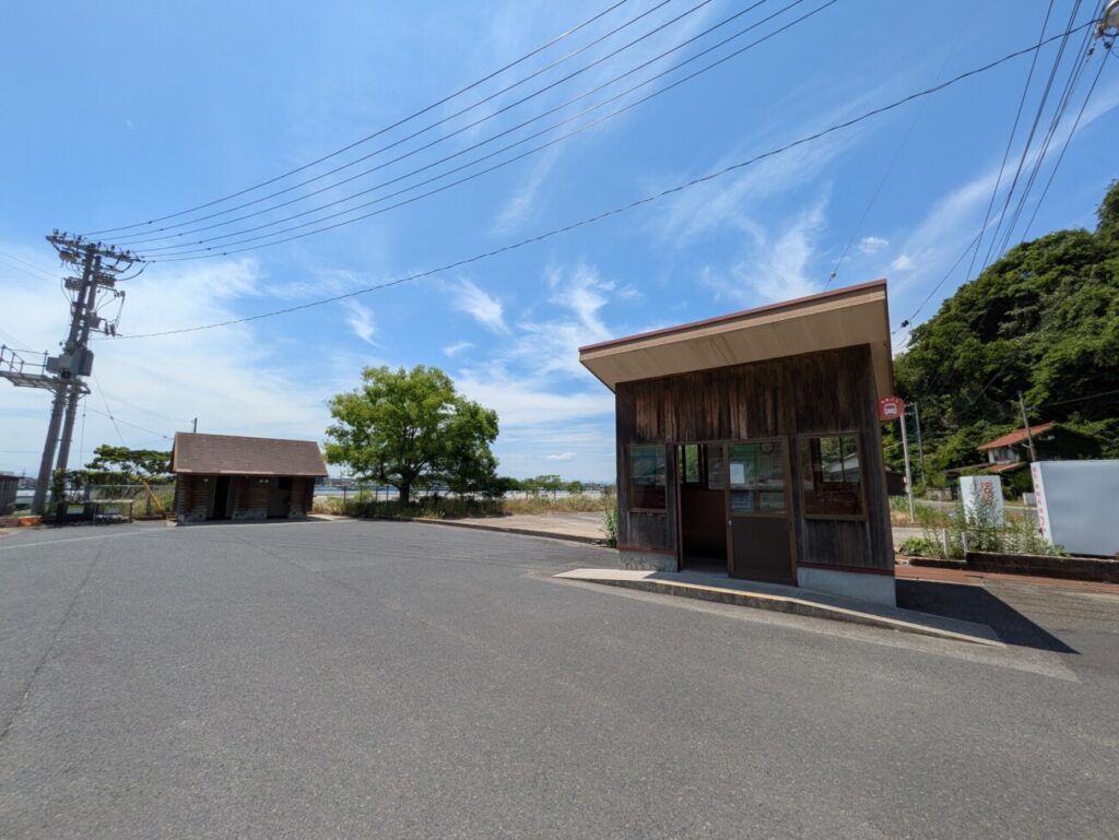 美保関バス乗り場　宇井渡船場