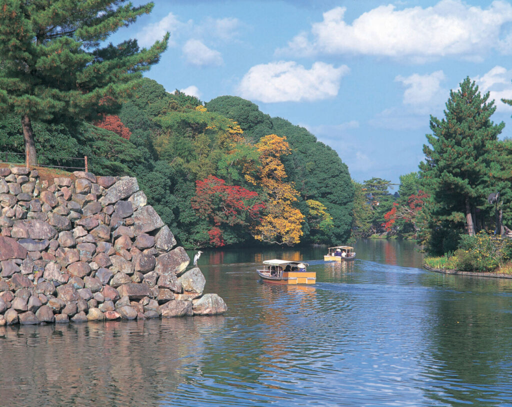 堀川遊覧船 堀川巡り 紅葉 秋
