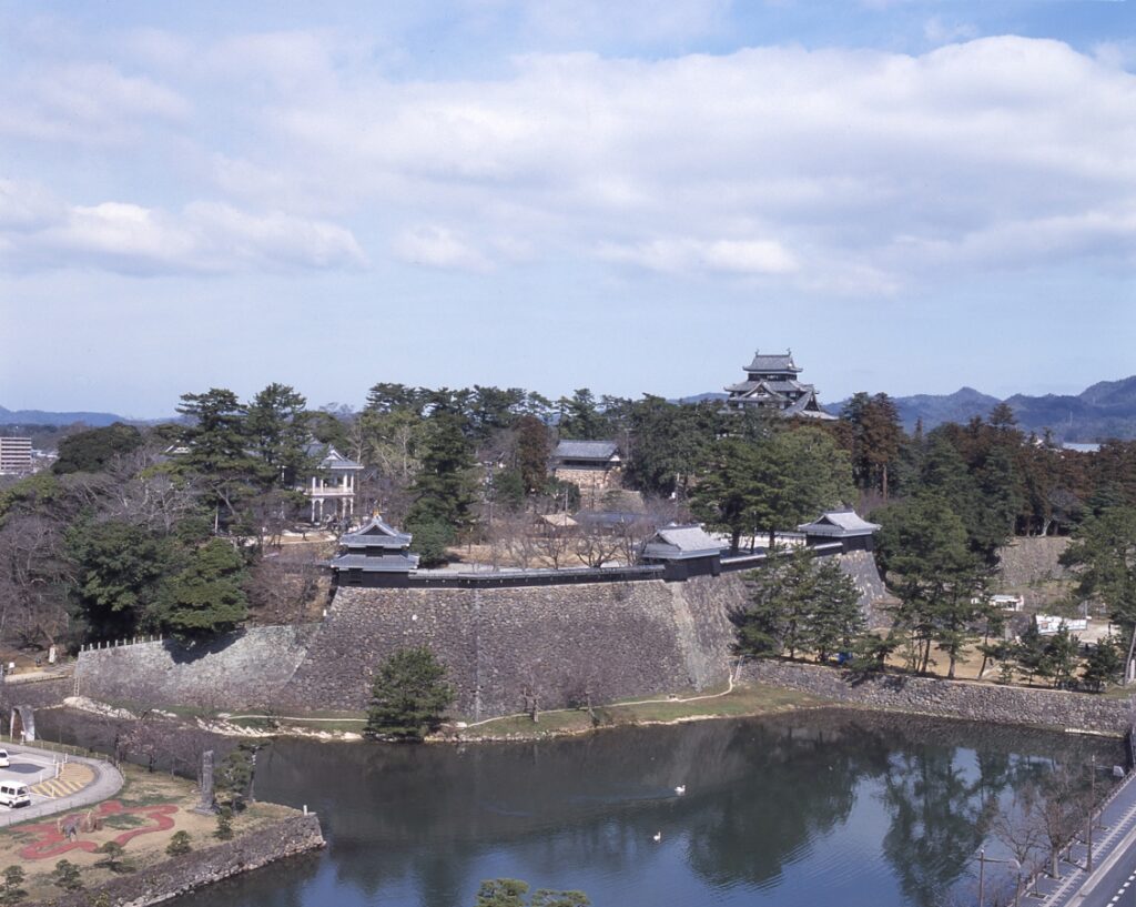松江城　全景