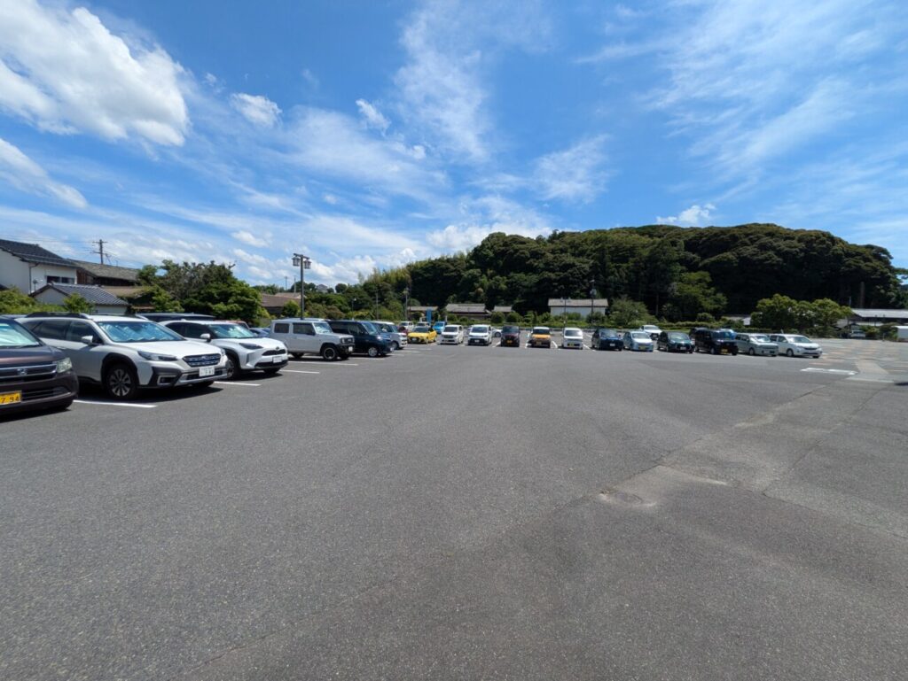 島根県立美術館 駐車場