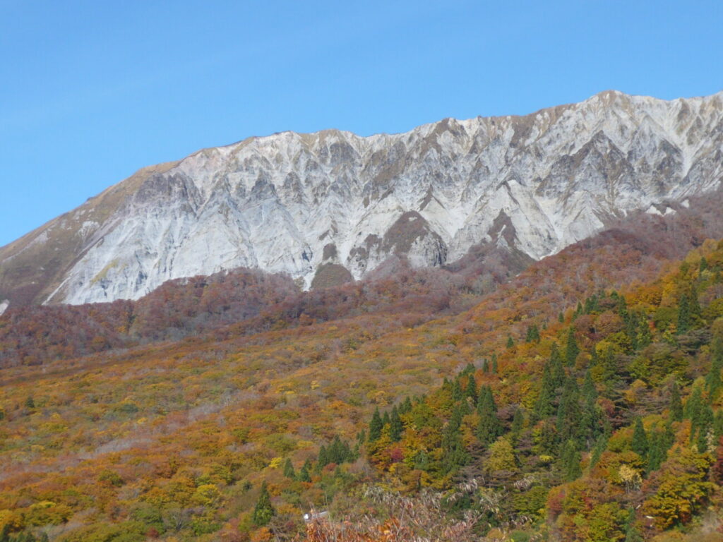 大山 秋
